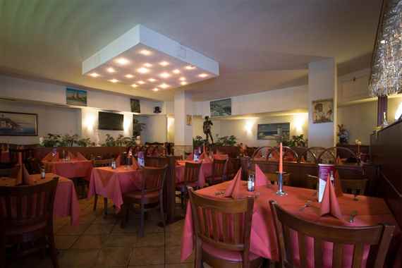 Griechisches Restaurant „Nepheli“ in Hamburg